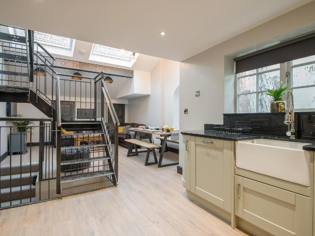 89A Church Street - Luxury One Bed Apartment With Roof Terrace Whitby Exteriör bild
